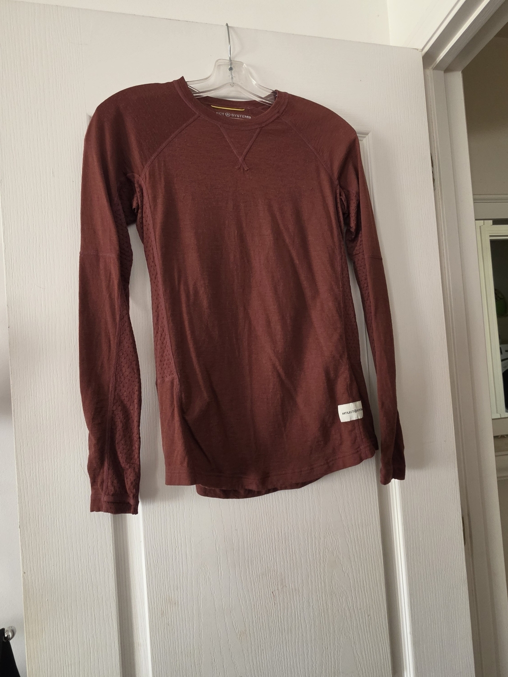 Womens Long Sleeve Performance Shirt - Burgundy